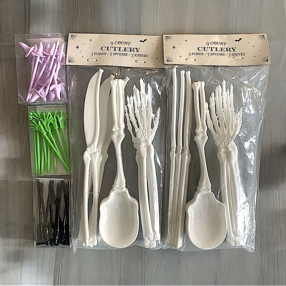 🎃💀 - Target Halloween Skeleton Utensils Set